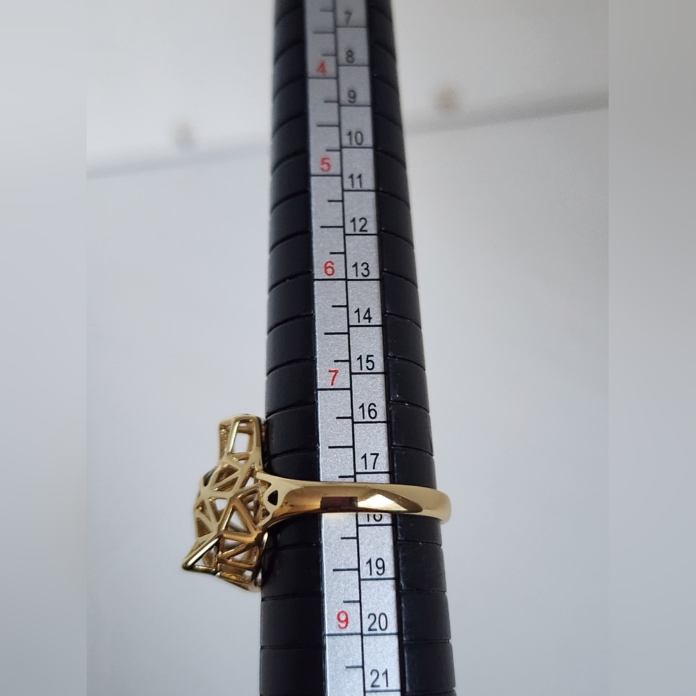 Gold Plated Panther Ring Size 8 Geometric Animal Head Statement Ring Black Eyes - Picture 8 of 8